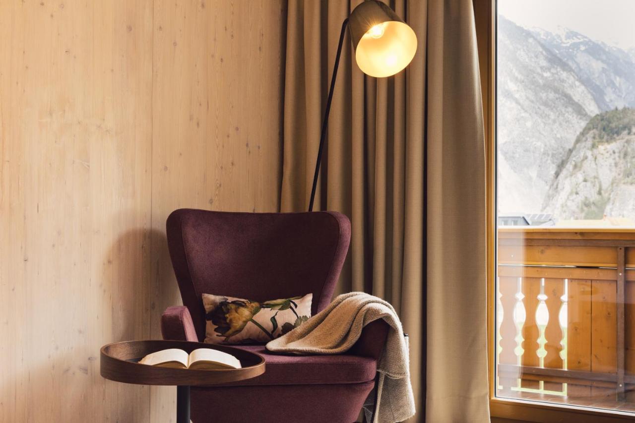 Hotel Jaegerhof ツァムス エクステリア 写真