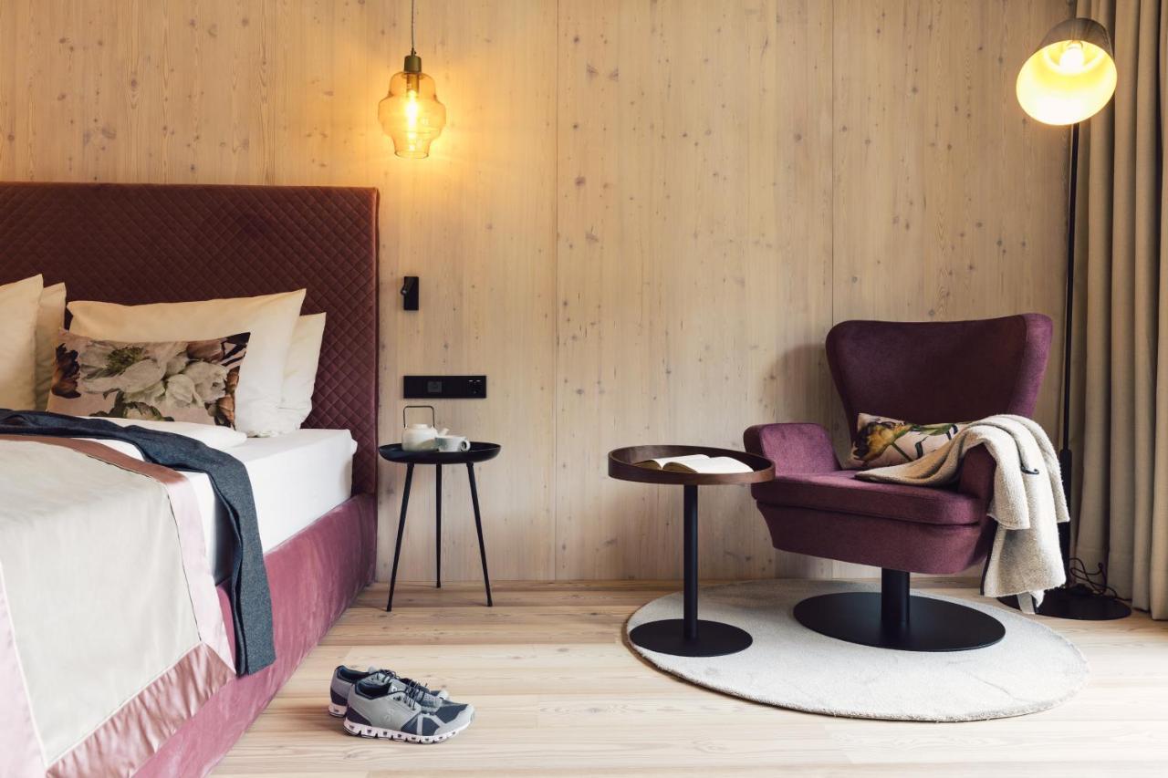 Hotel Jaegerhof ツァムス エクステリア 写真