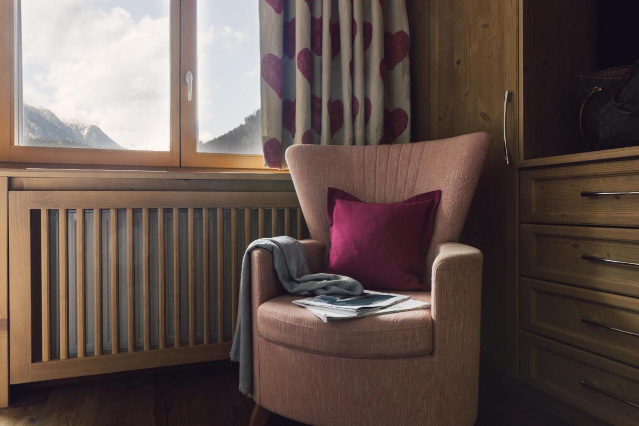 Hotel Jaegerhof ツァムス エクステリア 写真