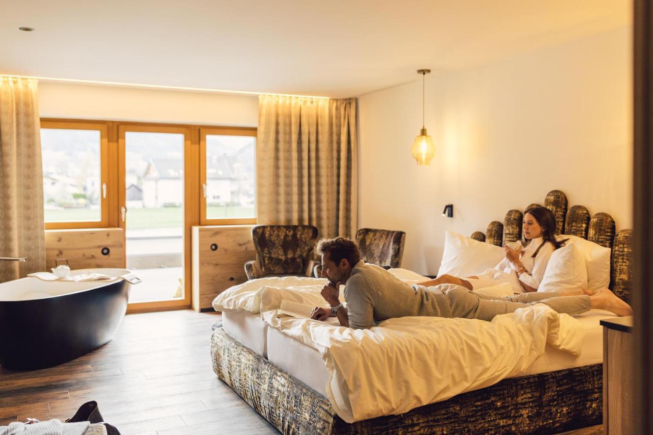 Hotel Jaegerhof ツァムス エクステリア 写真
