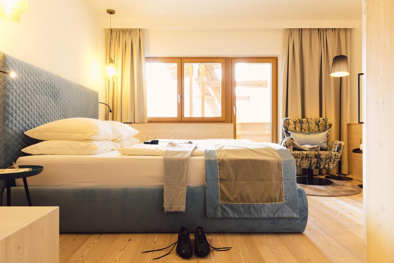 Hotel Jaegerhof ツァムス エクステリア 写真