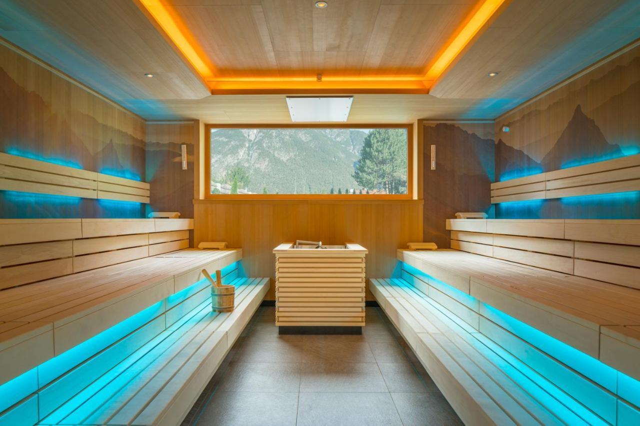 Hotel Jaegerhof ツァムス エクステリア 写真